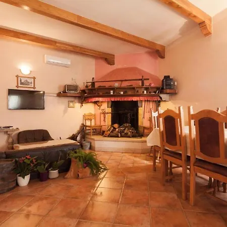 House Mirjana * Банджоле