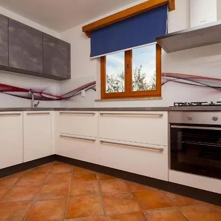 House Mirjana