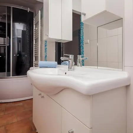 House Mirjana