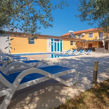 House Mirjana Банджоле