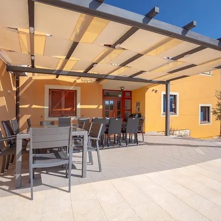House Mirjana Holiday home