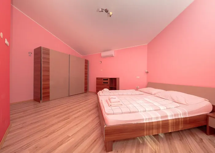Holiday home House Mirjana