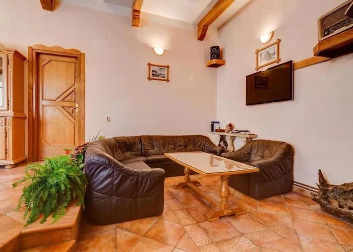 House Mirjana *