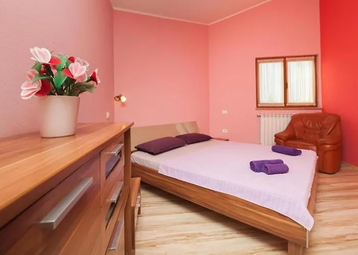 House Mirjana *